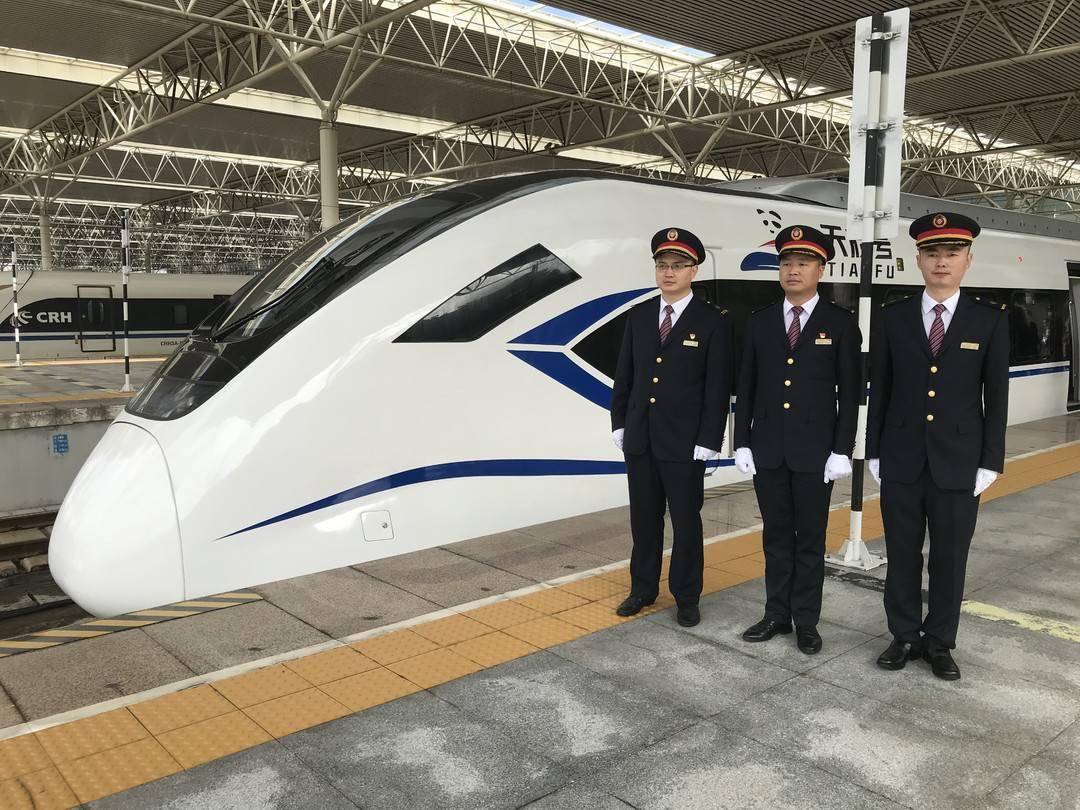 關(guān)于2025年正版射牌圖的深度探討，2025正版射牌圖深度解析與探討