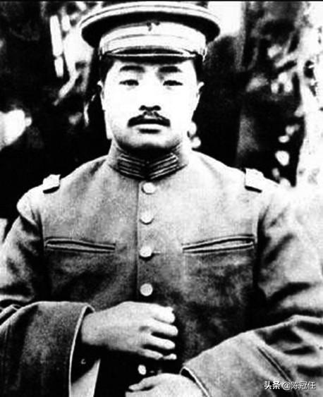 關(guān)于殲-20飛行員叛變的真相探討，殲-20飛行員叛變真相揭秘