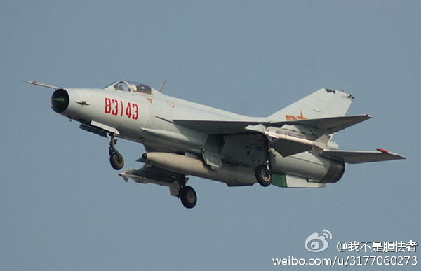 殲7戰(zhàn)斗機(jī)參數(shù)詳解，殲7戰(zhàn)斗機(jī)性能參數(shù)全面解析