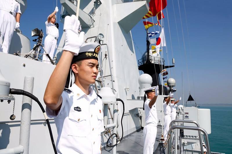 艦艇圖片，探索海洋的壯麗瞬間，探索海洋壯麗瞬間的艦艇圖片集