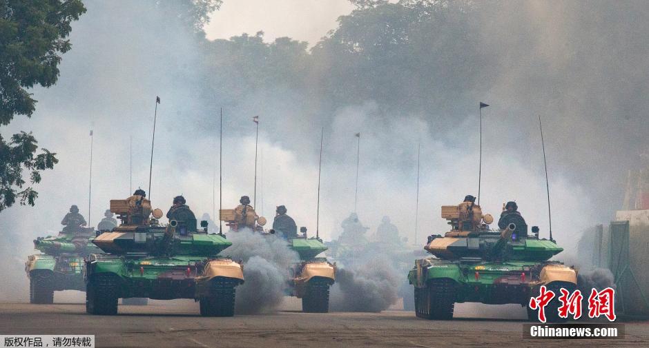 揭秘未來閱兵盛典，關(guān)于2925年閱兵式時間的深度解析，深度解析，未來閱兵盛典時間揭秘——2925年閱兵式前瞻