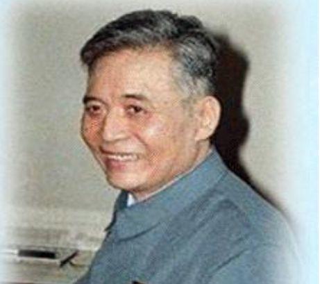 鄧稼先的故事，一位偉大的科學(xué)家的傳奇人生，鄧稼先，偉大科學(xué)家的傳奇人生之旅