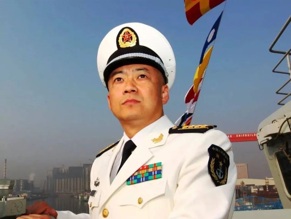 遼寧艦歷任艦長(zhǎng)，見(jiàn)證中國(guó)航母發(fā)展的杰出人物，遼寧艦歷任艦長(zhǎng)，見(jiàn)證中國(guó)航母發(fā)展的杰出人物傳奇