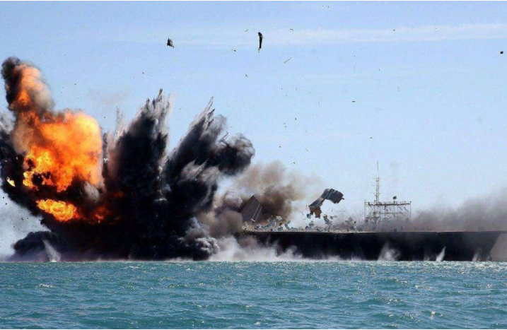 美軍一天駛出三艘航母，全球海軍力量的震撼展示，美軍震撼全球海軍力量，一天駛出三艘航母展示強大實力