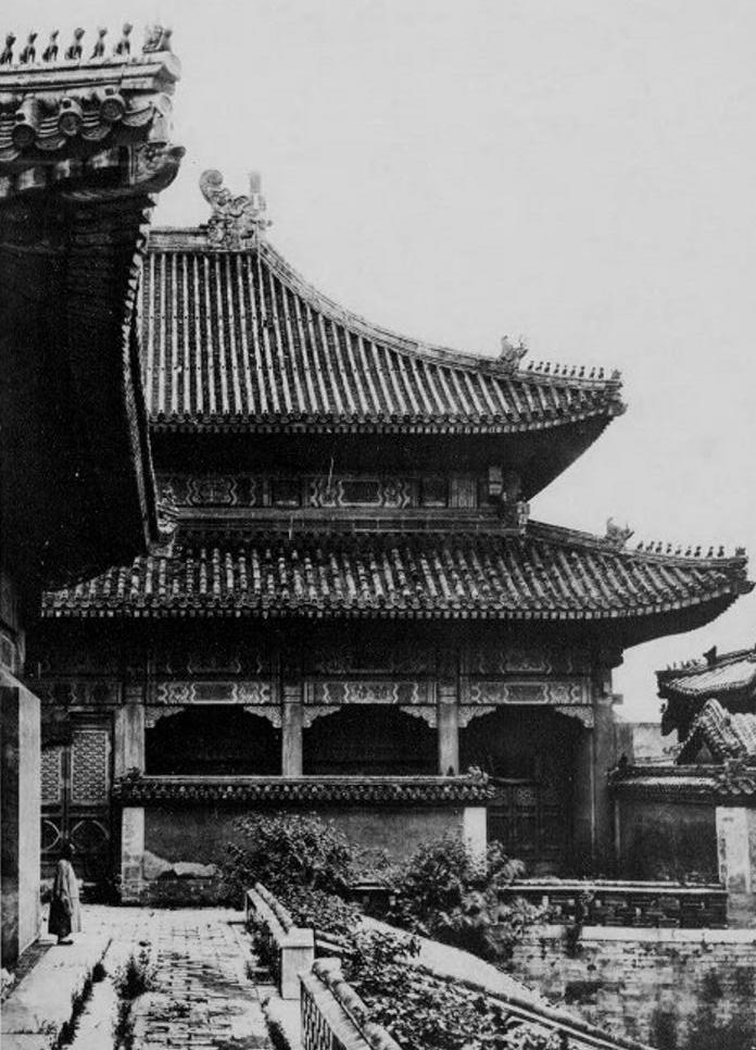 殲-20能否追上圖-160，深度解析中國(guó)新一代戰(zhàn)斗機(jī)的性能與潛力，深度解析，殲-20性能與潛力，能否追趕圖-160的挑戰(zhàn)？
