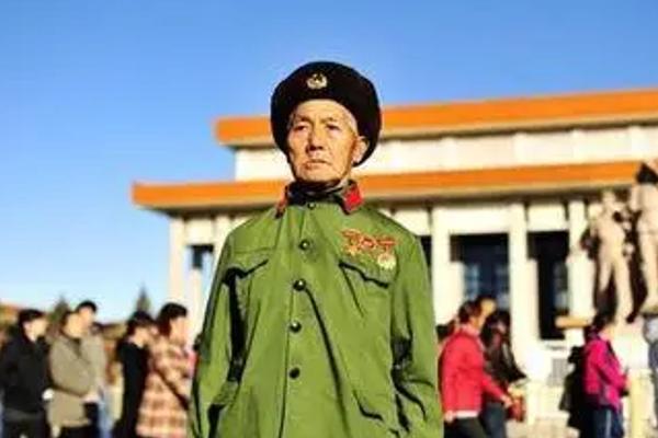 中國歷史上的五大軍區(qū)及其重要性比較，哪個(gè)軍區(qū)最大？，中國歷史上的五大軍區(qū)及其影響力比較，哪個(gè)軍區(qū)地位舉足輕重？