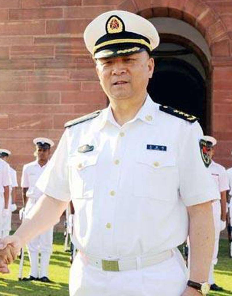 海軍司令員換人了，新任領(lǐng)導(dǎo)將引領(lǐng)海軍走向新的輝煌，海軍司令員換人，新任領(lǐng)導(dǎo)引領(lǐng)走向新輝煌之路