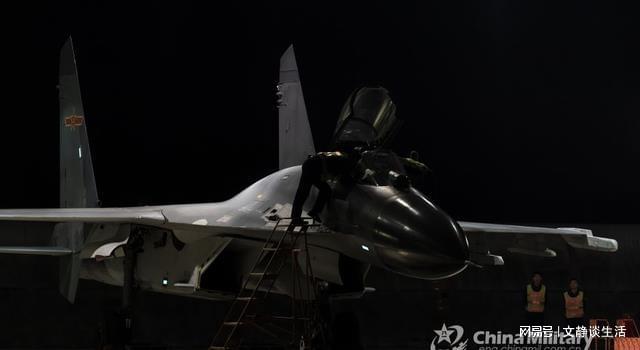 殲11戰(zhàn)斗機機身長度解析，殲11戰(zhàn)斗機機身長度詳解