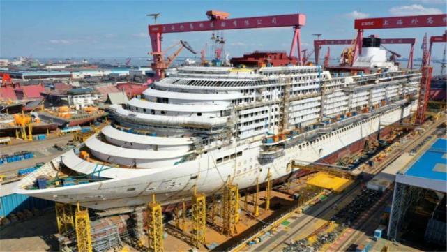 中國航空母艦圖片，展示強(qiáng)大實(shí)力與無限潛力，中國航空母艦展示強(qiáng)大實(shí)力與無限潛力圖片集