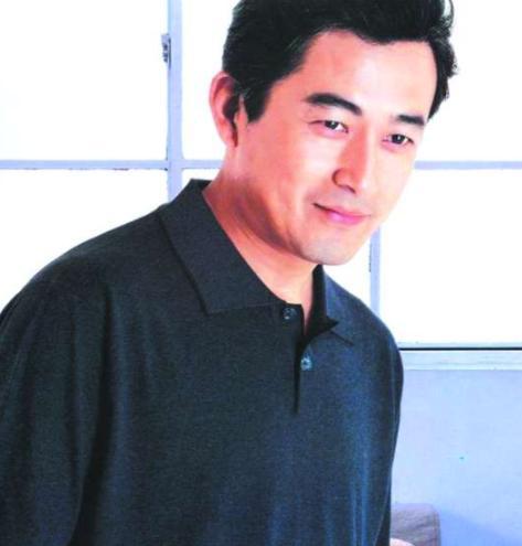 王志飛與張歆藝，演藝界的璀璨明星，王志飛與張歆藝，演藝界的耀眼之星