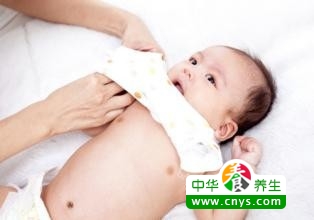 小兒發(fā)燒快速退燒方法，家長必備知識，小兒發(fā)燒快速退燒指南，家長必備知識