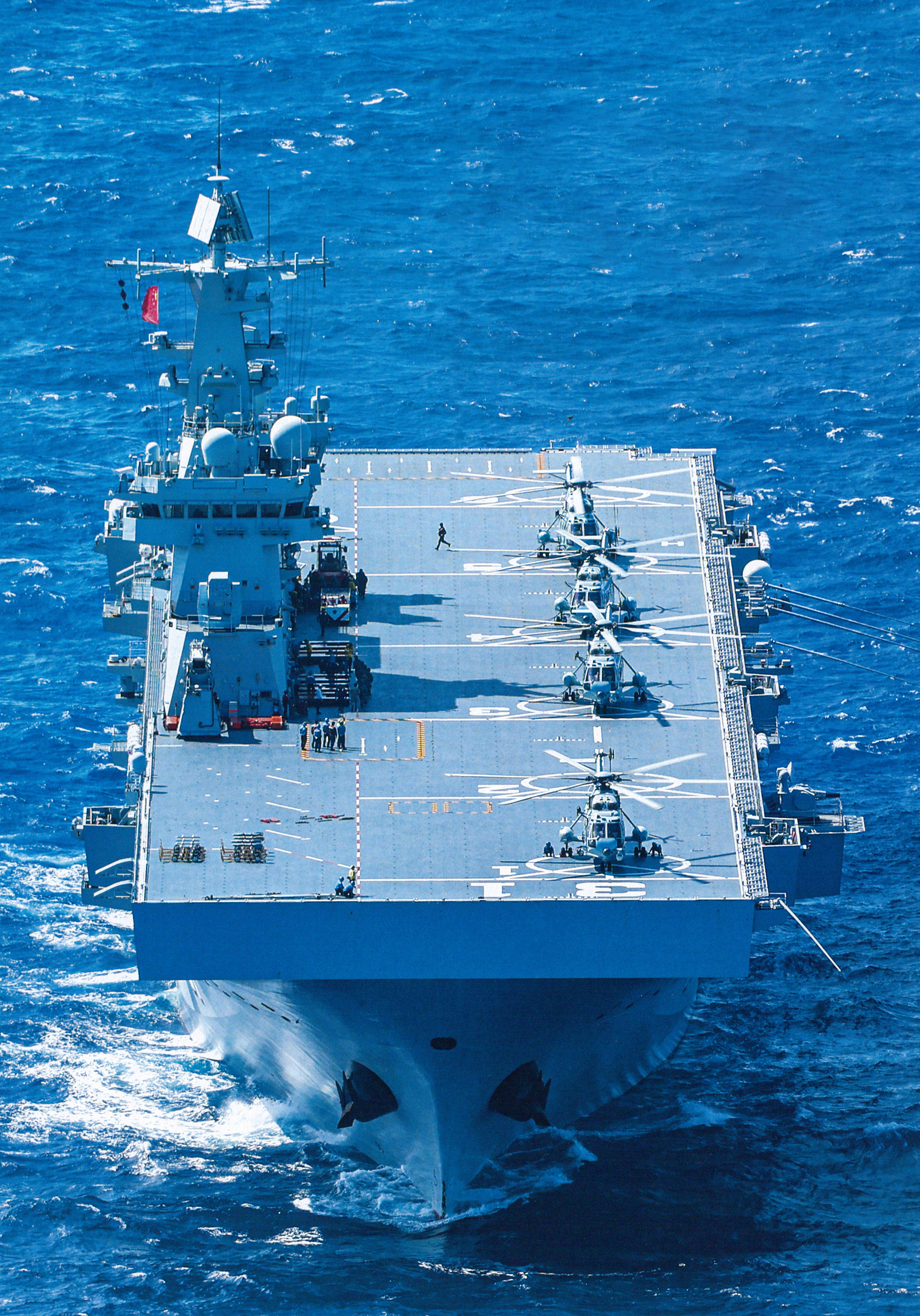 海南艦航母，中國海軍力量的新篇章，中國海軍新篇章，海南艦航母展現(xiàn)強大力量