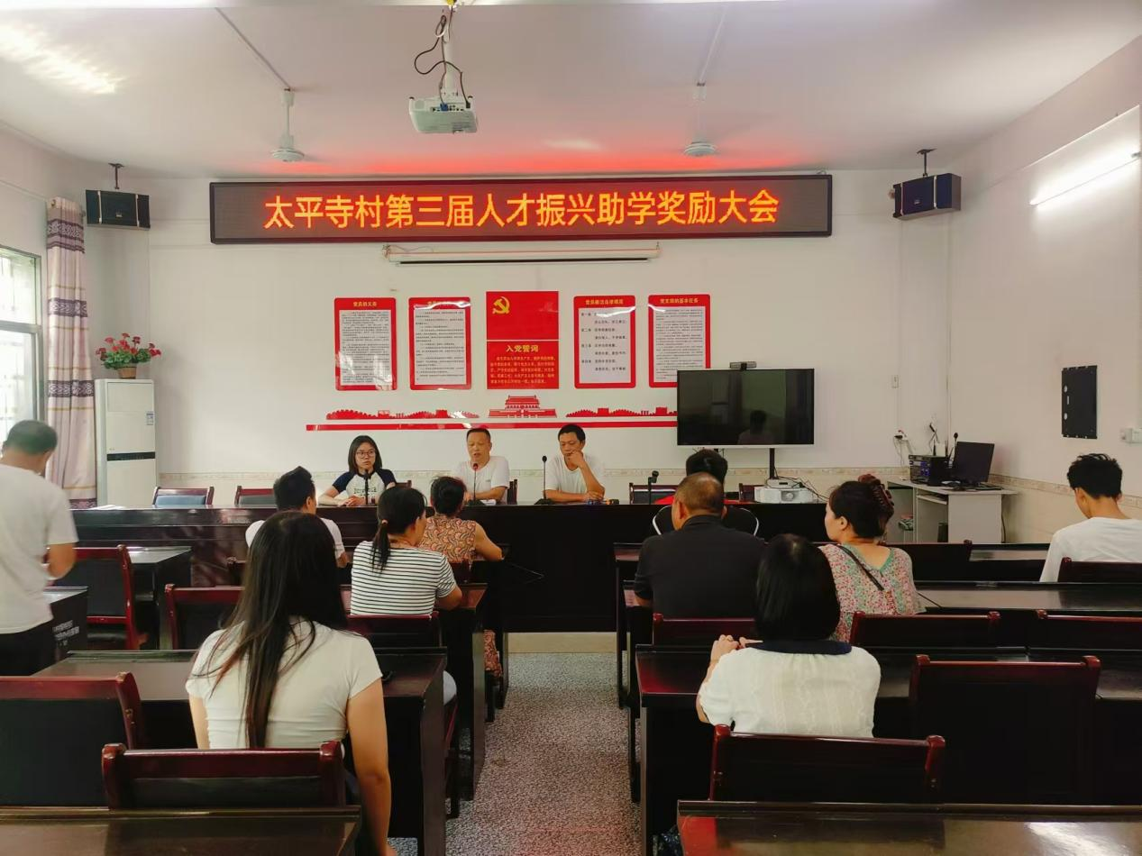 業(yè)卜灣村委會(huì)最新領(lǐng)導(dǎo)團(tuán)隊(duì)介紹，業(yè)卜灣村委會(huì)領(lǐng)導(dǎo)團(tuán)隊(duì)介紹
